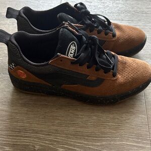 Vans Men's Black and Brown Sneakers